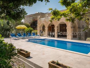 Holiday Let Gozo Gharb Villa/Farmhouse with Pool farmhouse dar is-sultan
