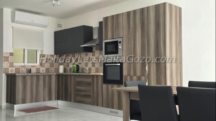 Holiday Let Malta Mellieha Apartment mellieha central