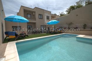 Holiday Let Malta Rabat Villa with Pool villa sunview