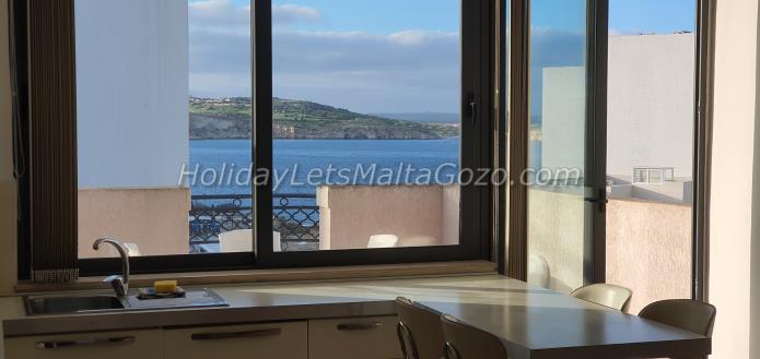 Holiday Let Malta Bugibba, St. Pauls Bay Penthouse with Sea View penthouse crystal no21