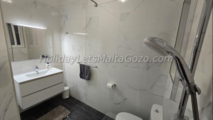 Holiday Let Malta Swieqi Apartment melita apartment