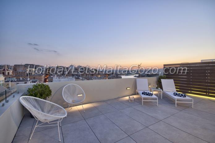 Holiday Let Malta Valletta Studio mint suite no3