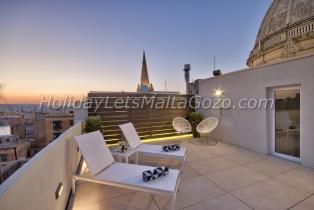 Holiday Let Malta Valletta Studio mint suite no3